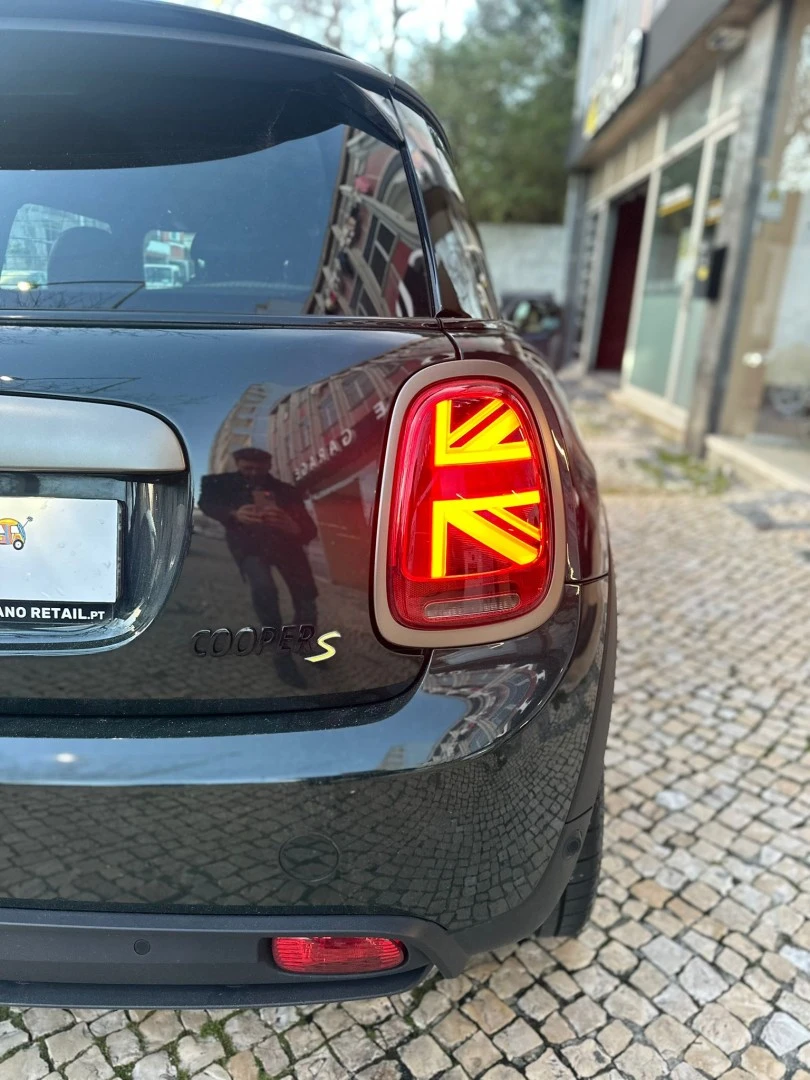 MINI 3 Portas Cooper SE Resolute Edition