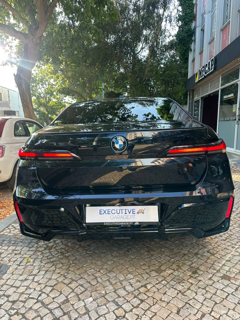 BMW i7 xDrive60 Pack Desportivo M