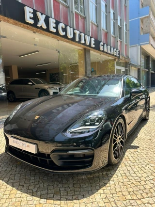 Porsche Panamera Sport Turismo 4 E-Hybrid