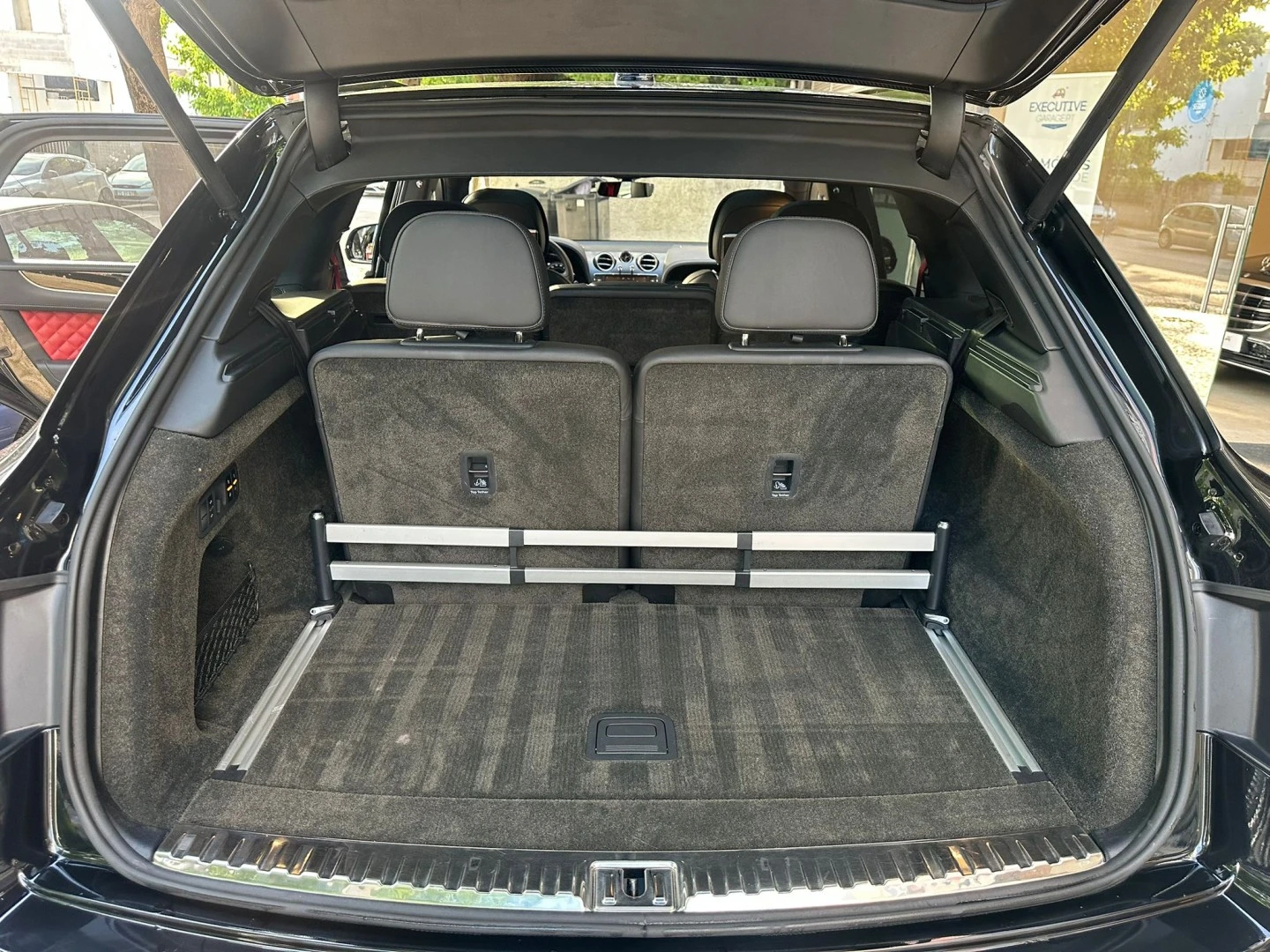 Bentley Bentayga V8
