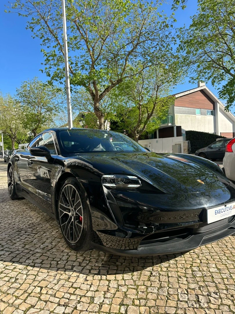 Porsche Taycan 4S
