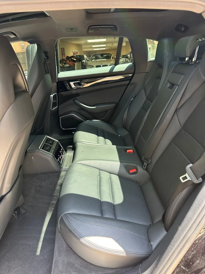 Porsche Panamera Sport Turismo 4 E-Hybrid