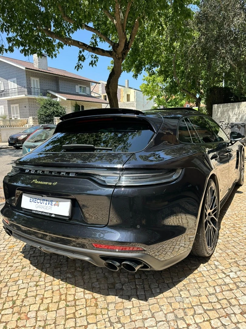 Porsche Panamera Sport Turismo 4 E-Hybrid
