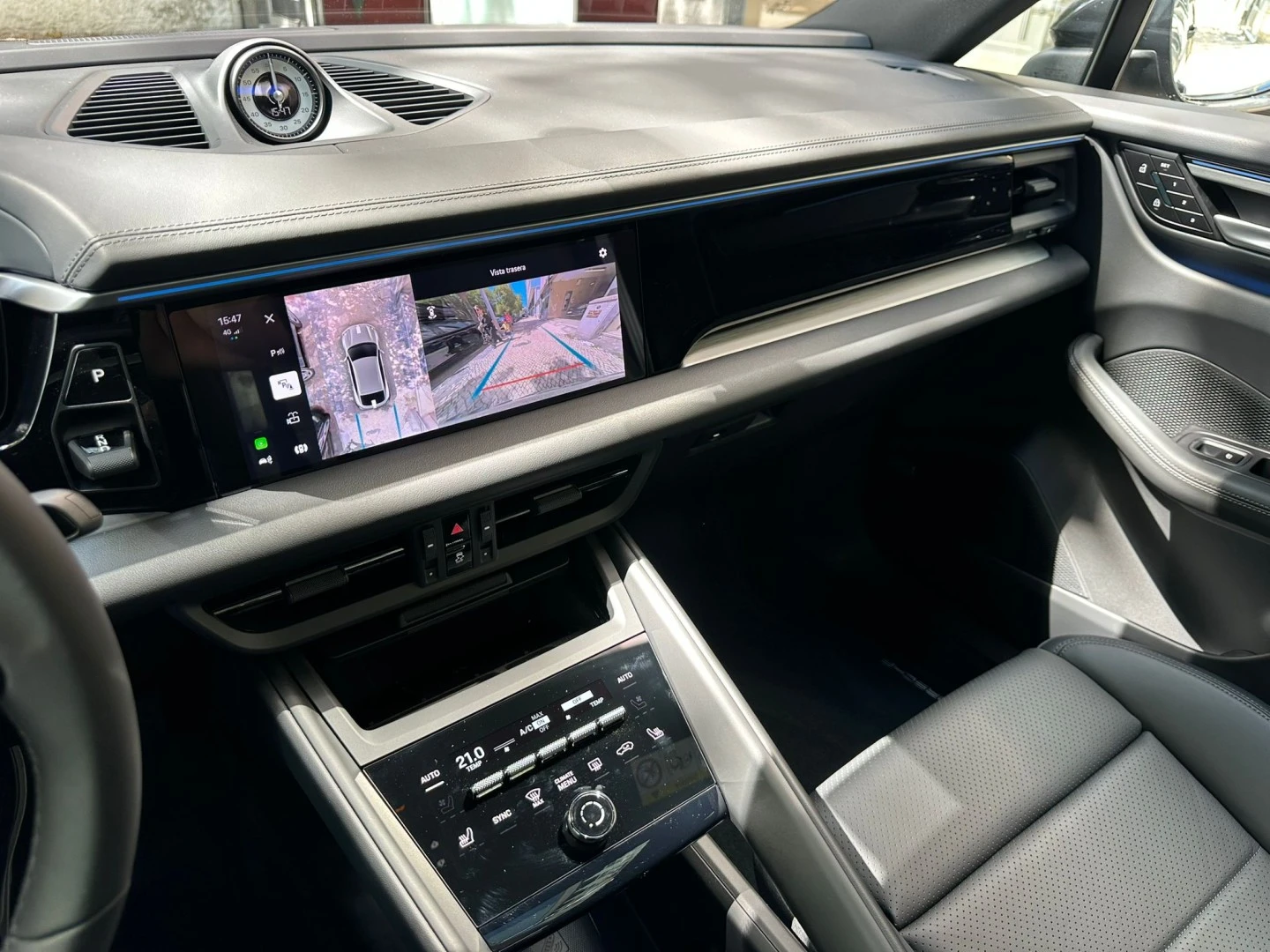 Porsche Macan Electric 4