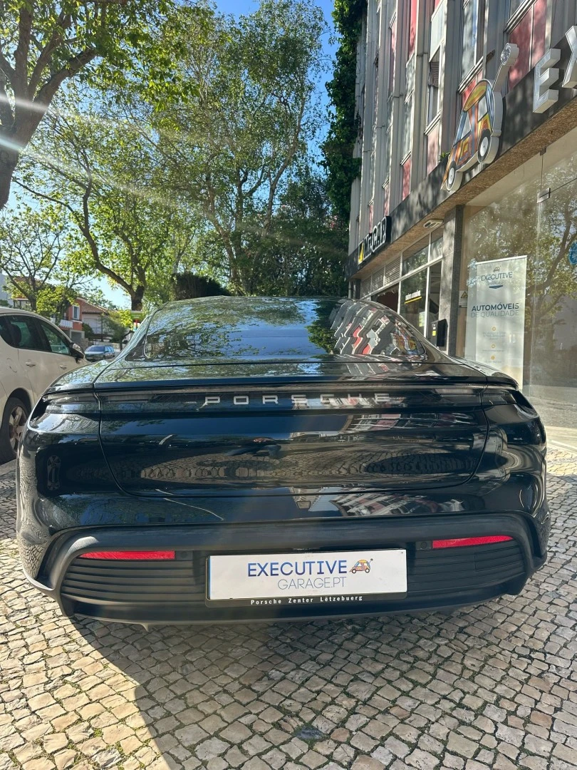 Porsche Taycan 4S
