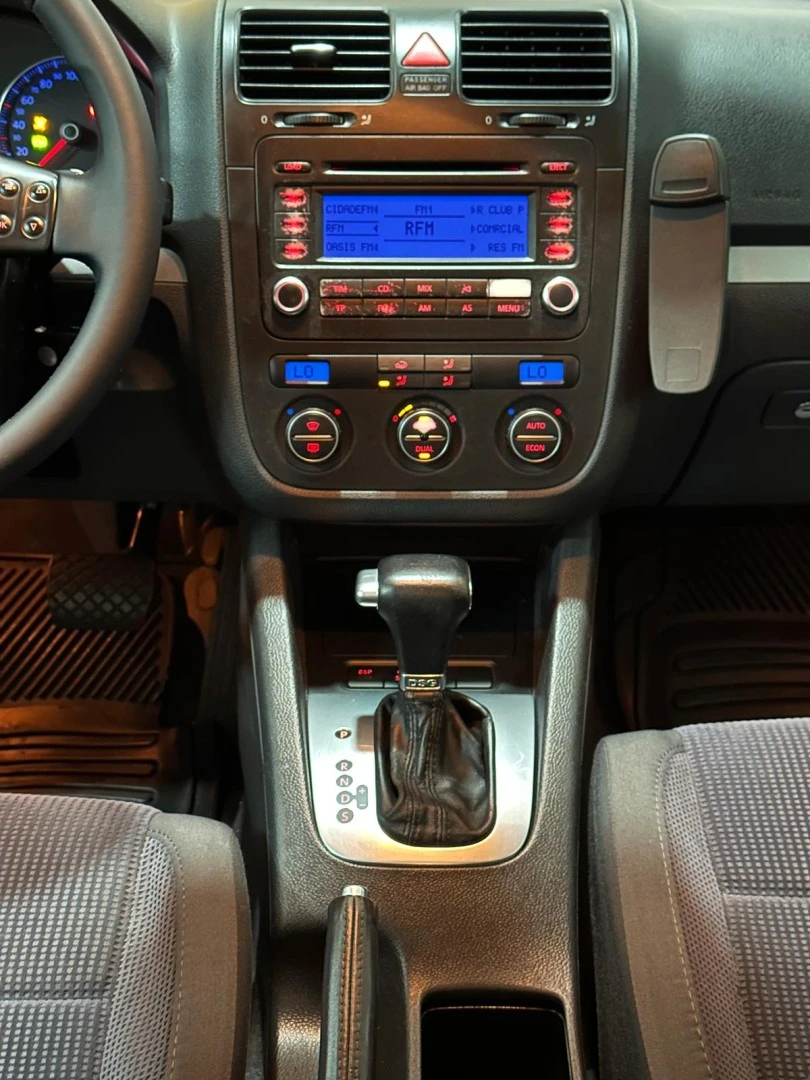 VW Jetta 2.0