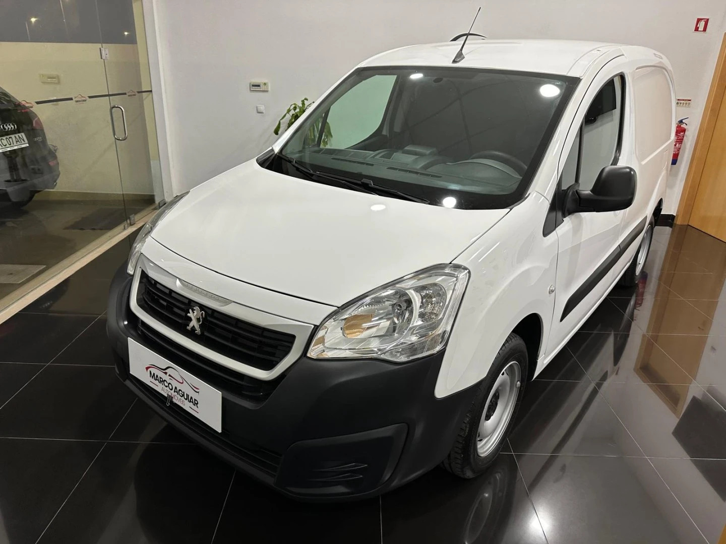 Peugeot Partner 1.6 BlueHDi Outdoor