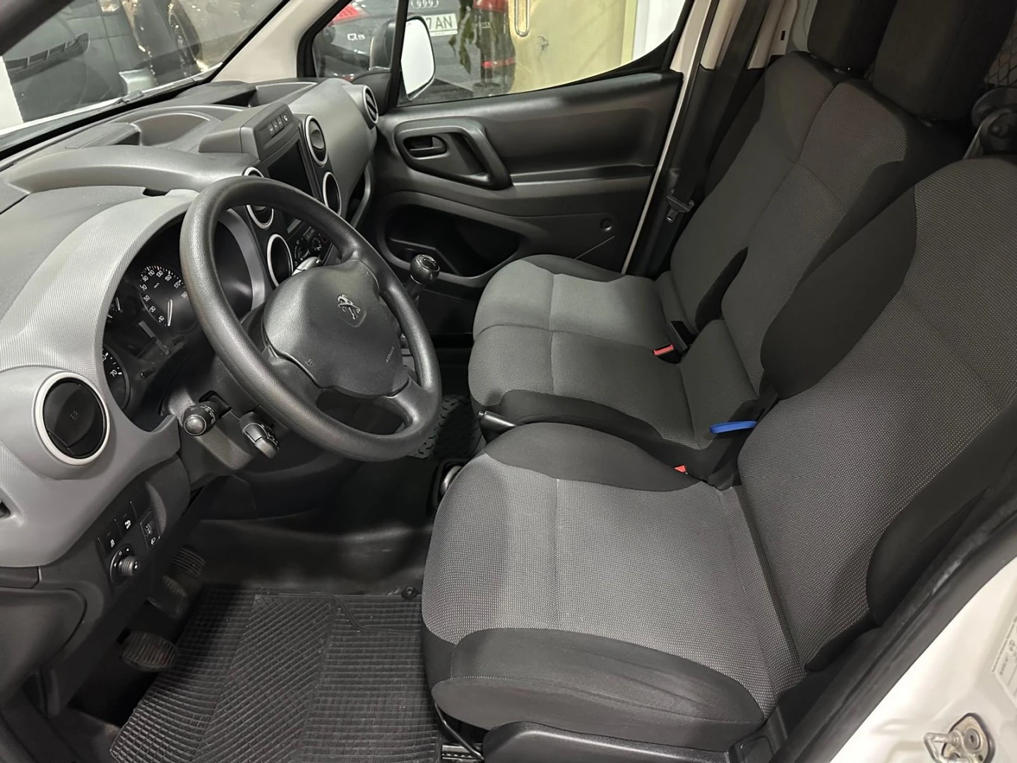 Peugeot Partner 1.6 BlueHDi Outdoor