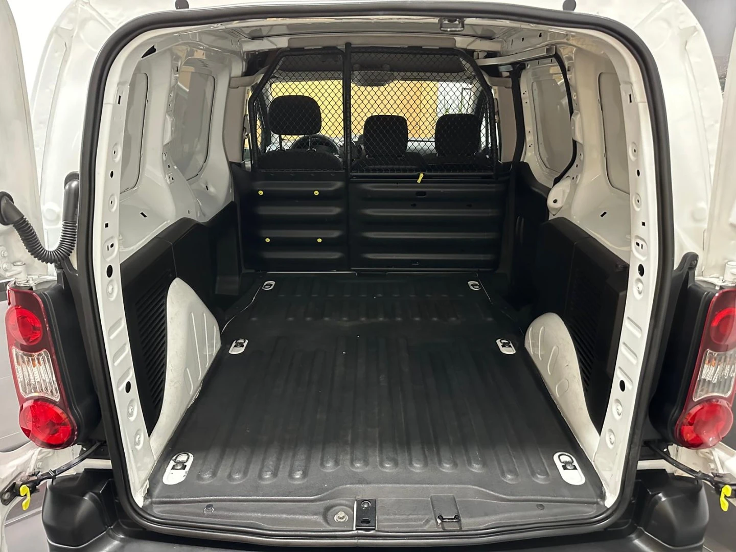 Peugeot Partner 1.6 BlueHDi Outdoor