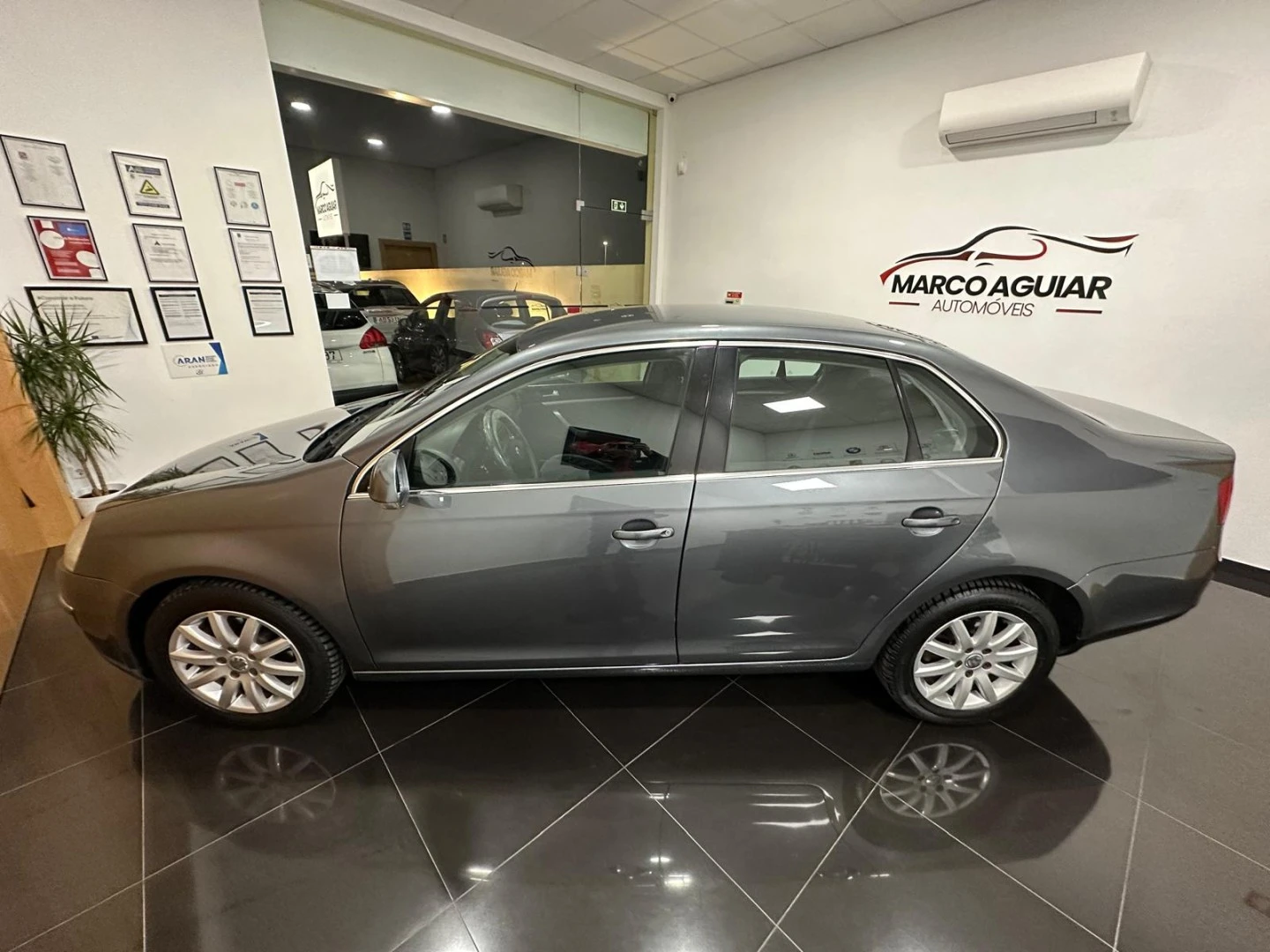 VW Jetta 2.0