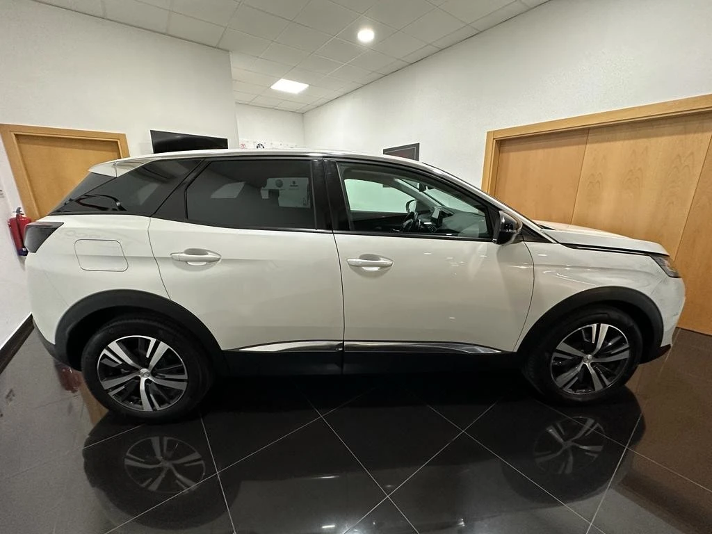 Peugeot 3008 1.5 BlueHDi Allure Pack EAT8