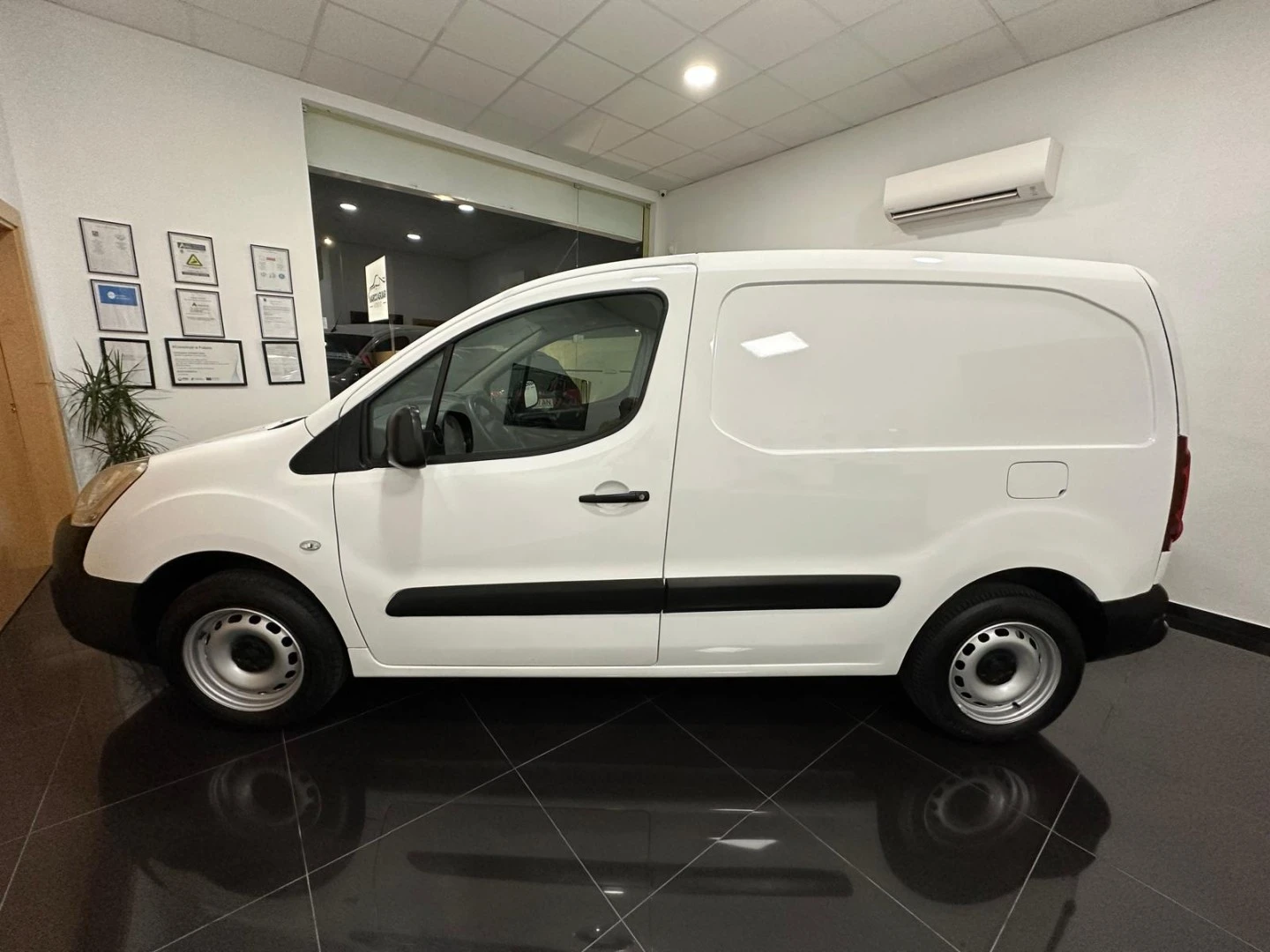 Peugeot Partner 1.6 BlueHDi Outdoor