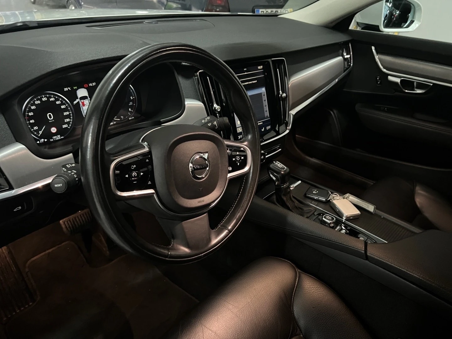 Volvo V90 2.0 B4 Inscription Geartronic
