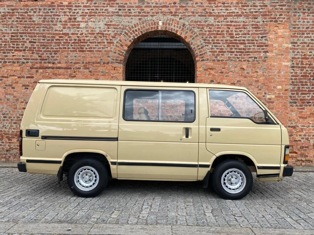 Toyota Hiace 6 Lugares