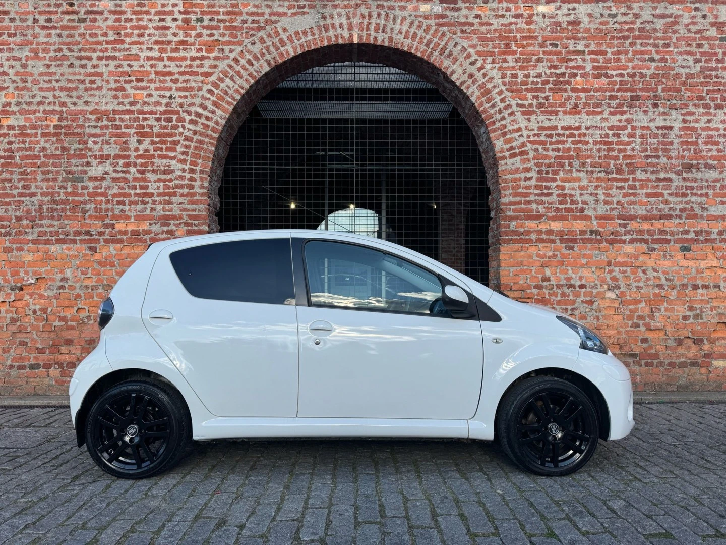 Toyota Aygo 1.0 Plus Sport Pack+VSC