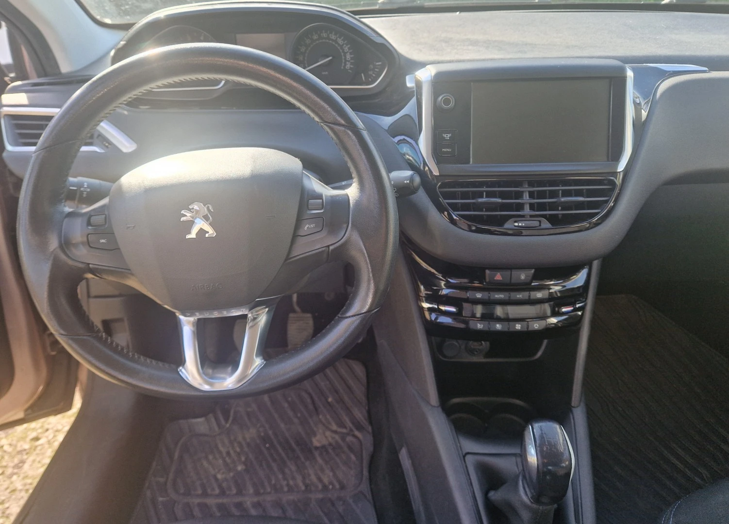 Peugeot 208 1.2 VTi Allure