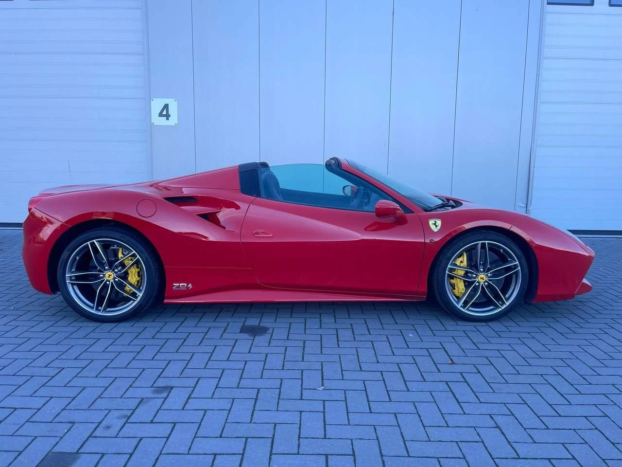 Ferrari 488 Spider