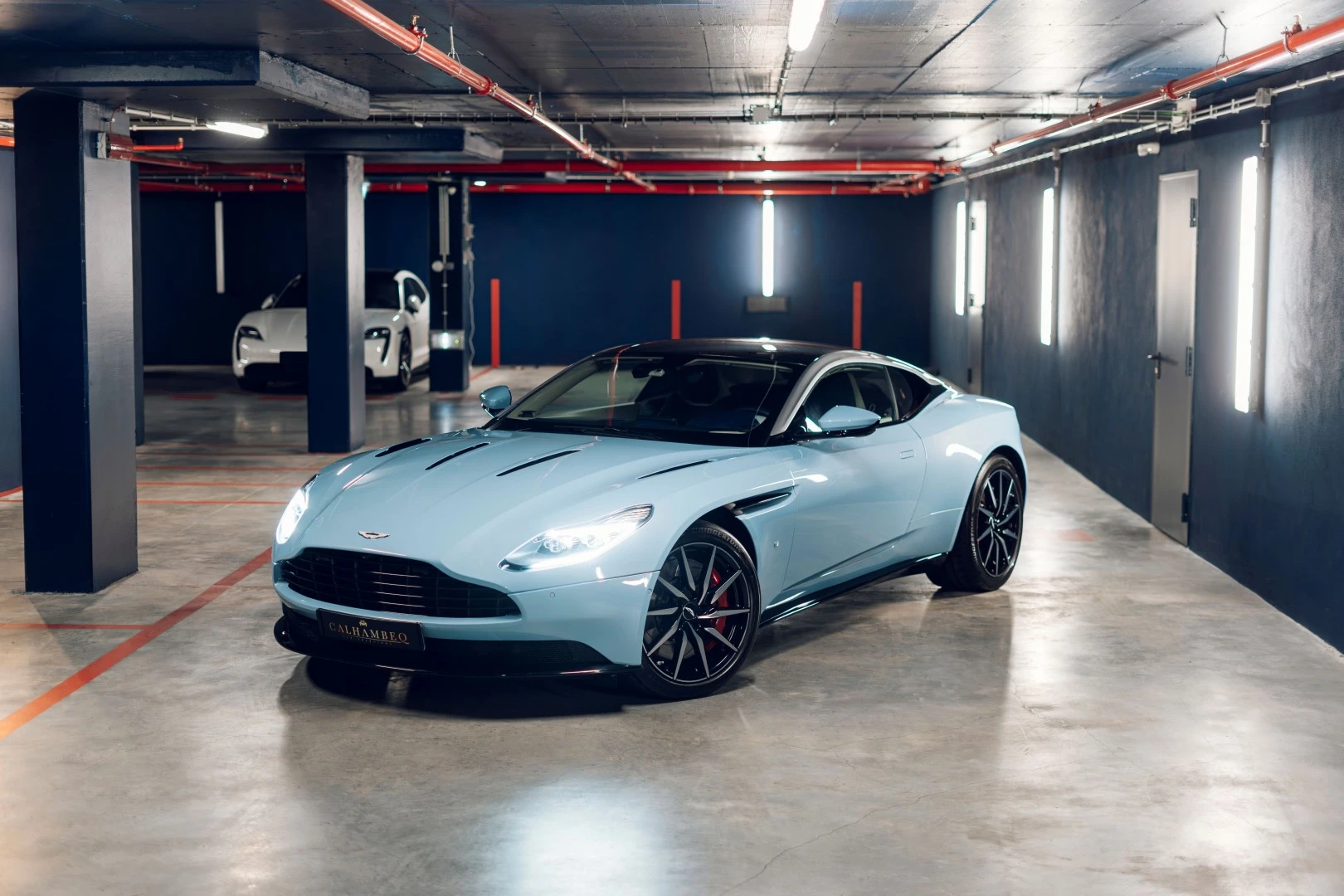 Aston Martin DB11 Coupé V12