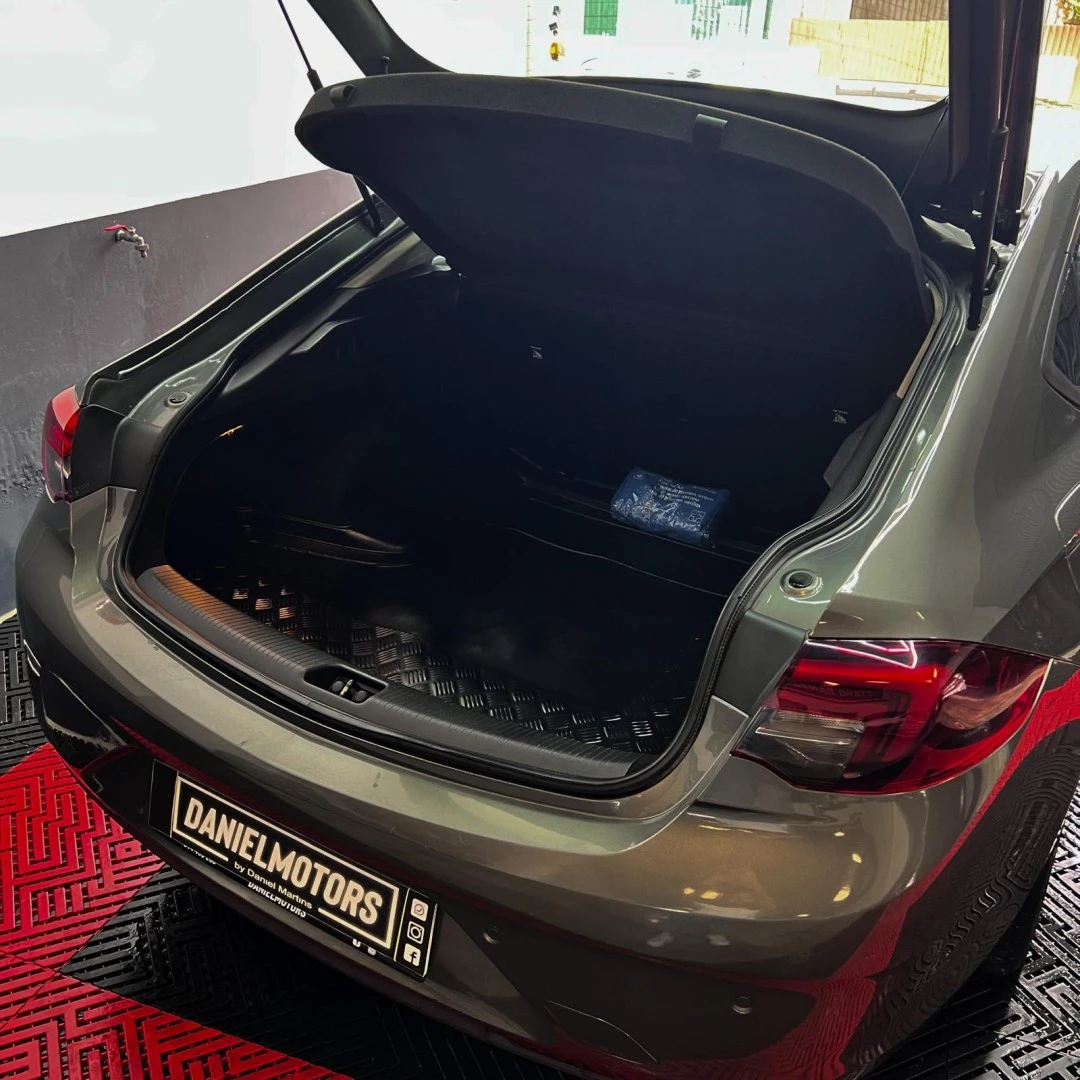 Opel Insignia Grand Sport 1.6 CDTi Selective