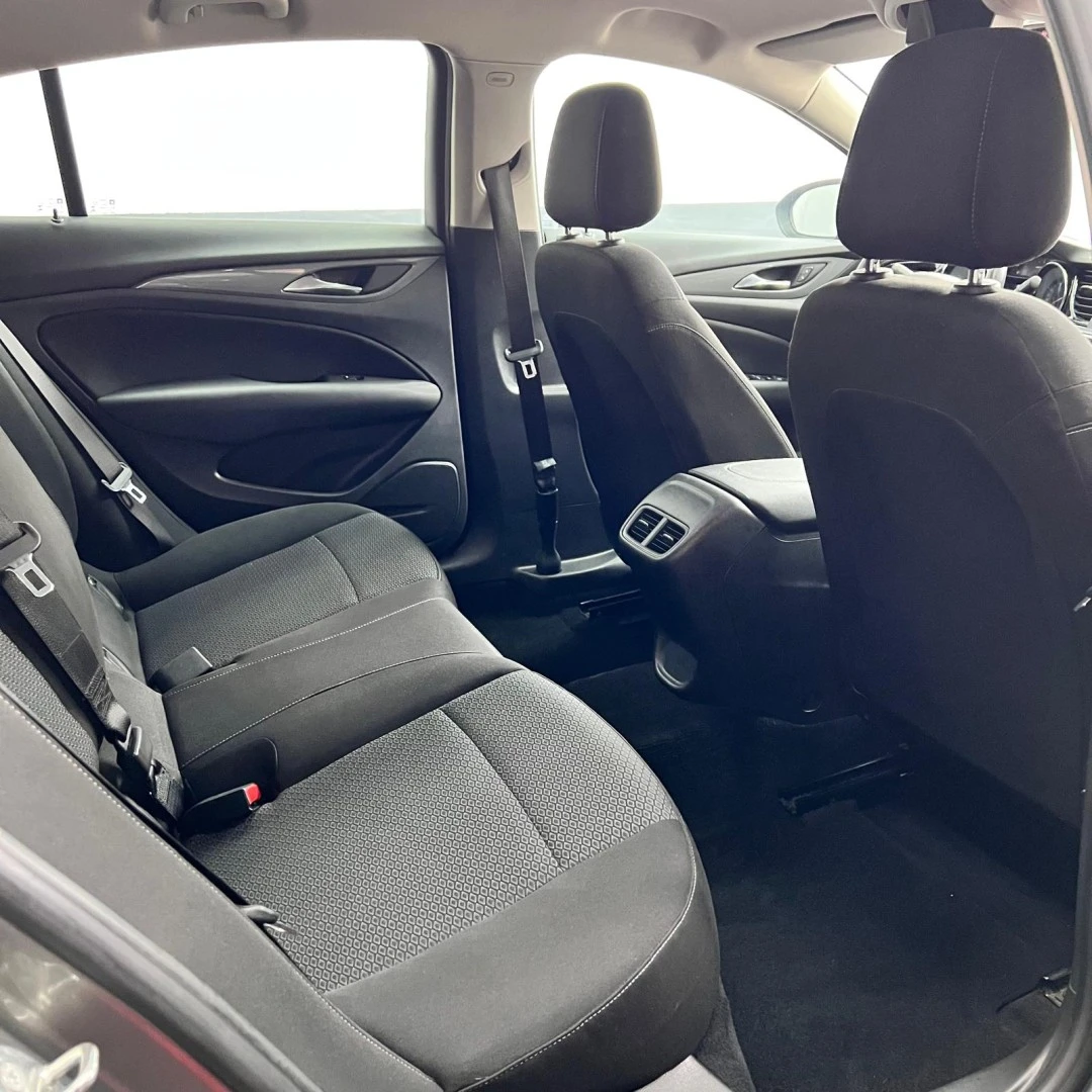 Opel Insignia Grand Sport 1.6 CDTi Selective