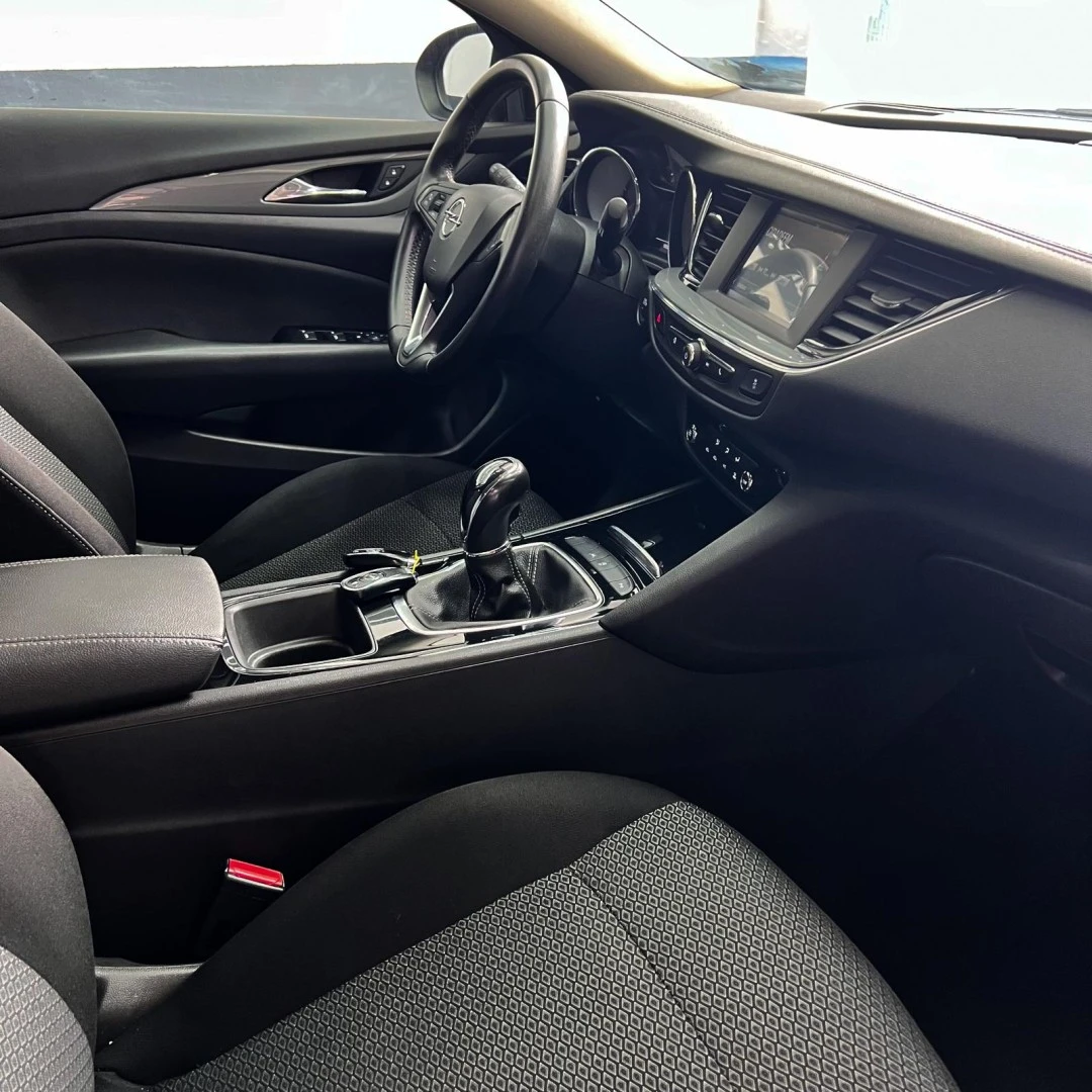 Opel Insignia Grand Sport 1.6 CDTi Selective