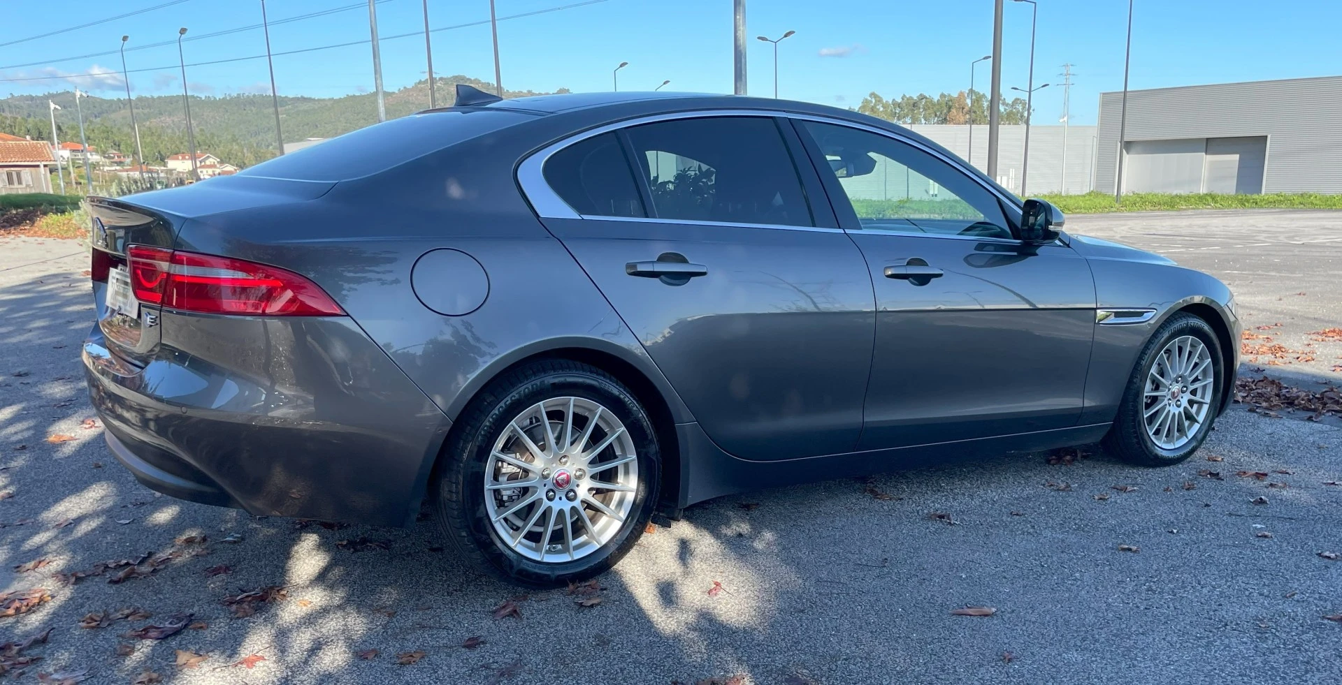 Jaguar XE 2.0 D Prestige Aut.