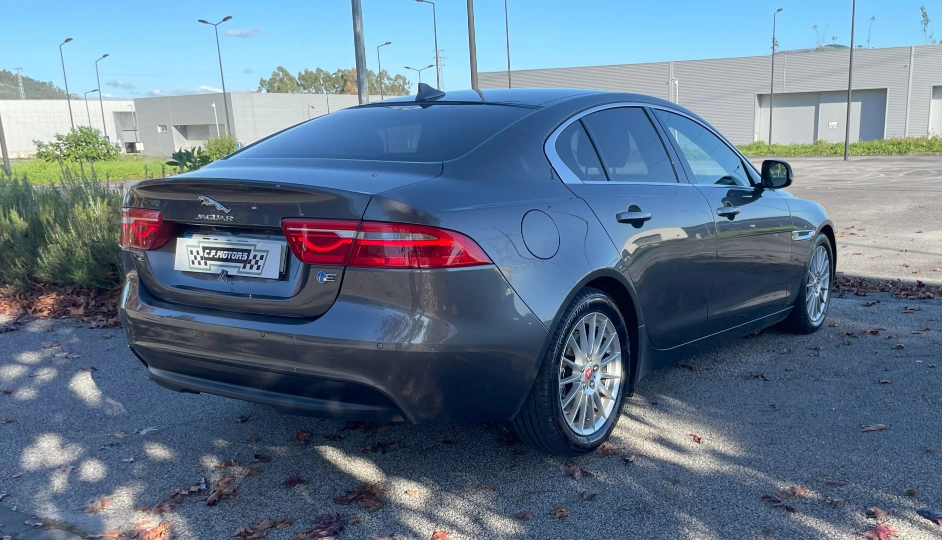 Jaguar XE 2.0 D Prestige Aut.