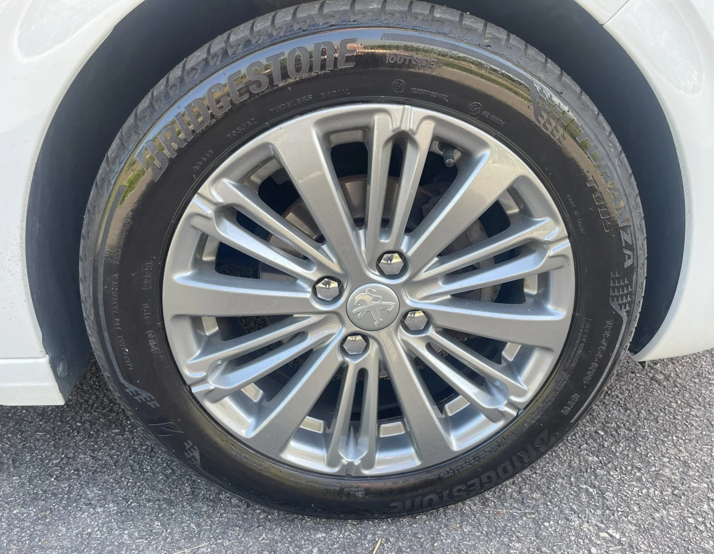 Peugeot 208 1.5 BlueHDi Signature
