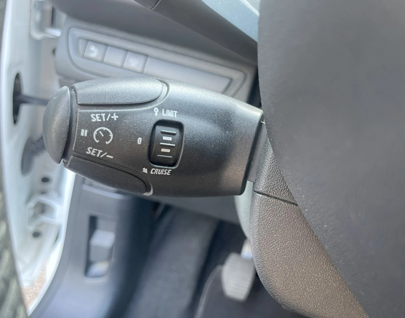 Peugeot 208 1.5 BlueHDi Signature