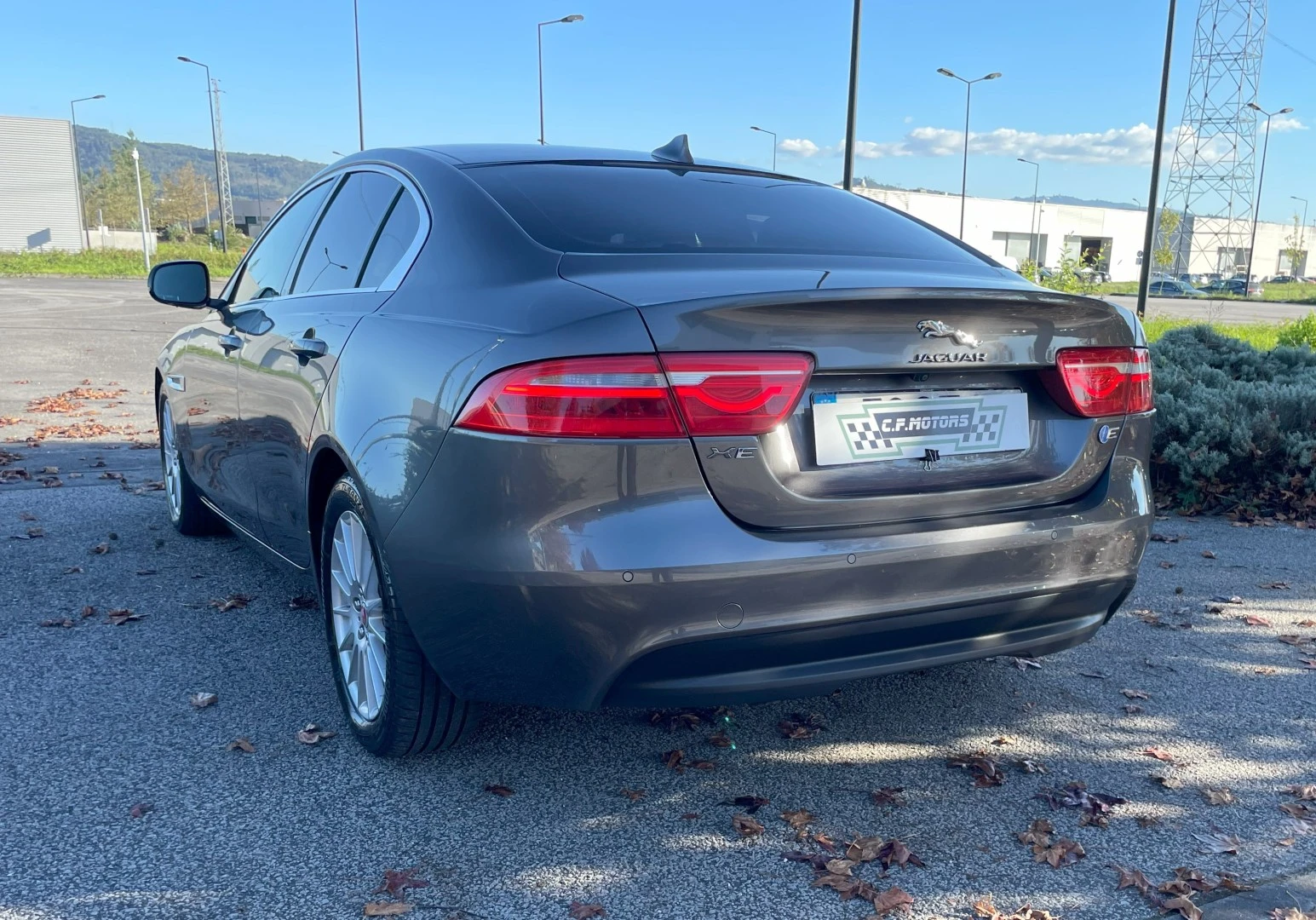 Jaguar XE 2.0 D Prestige Aut.