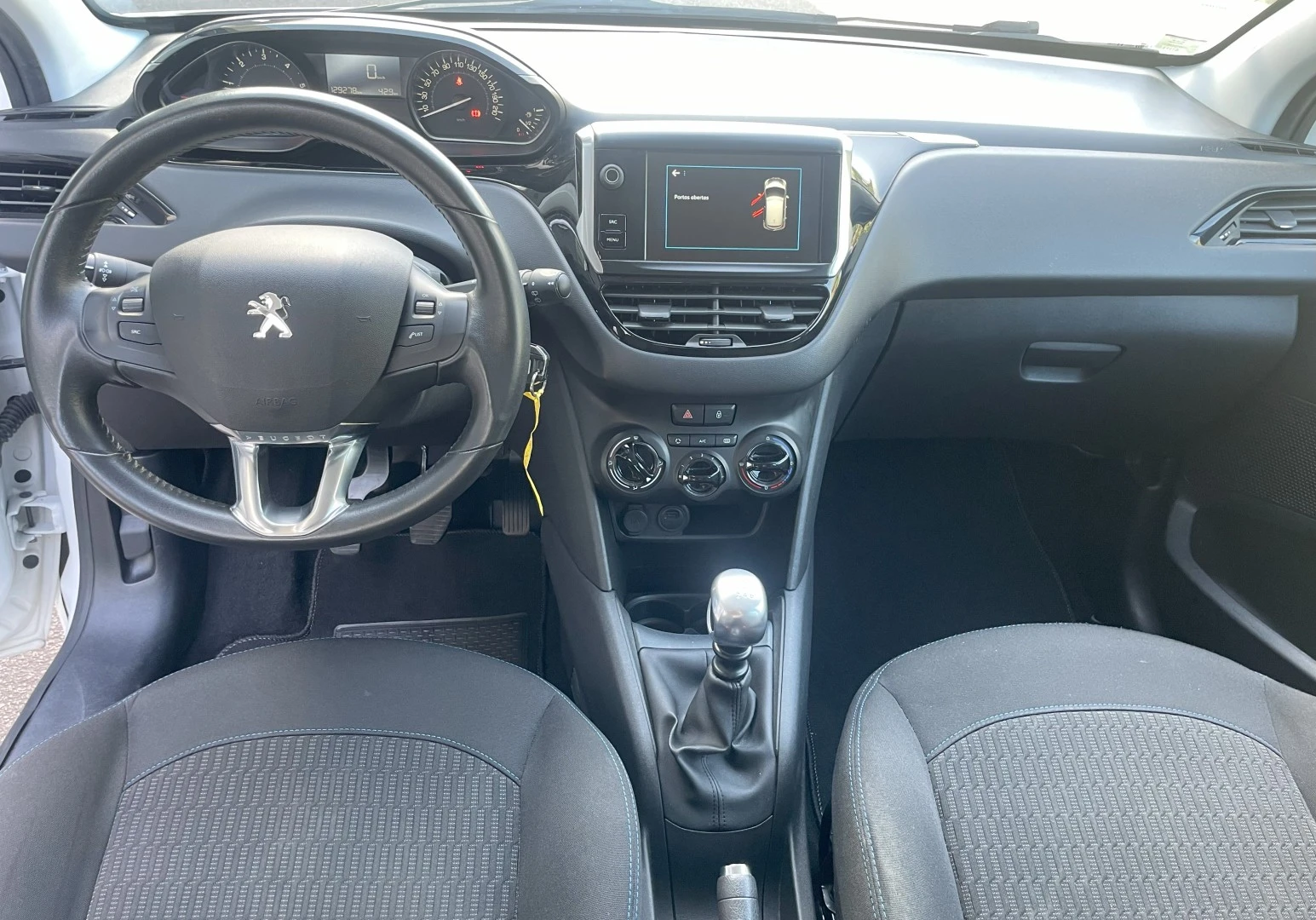 Peugeot 208 1.5 BlueHDi Signature