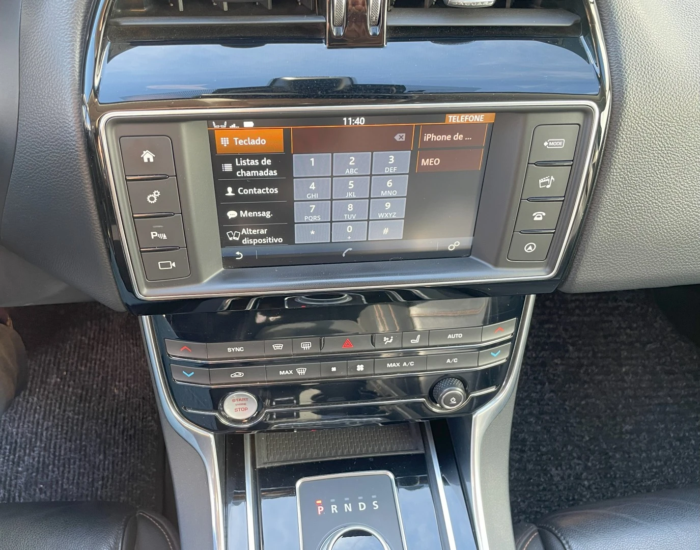 Jaguar XE 2.0 D Prestige Aut.