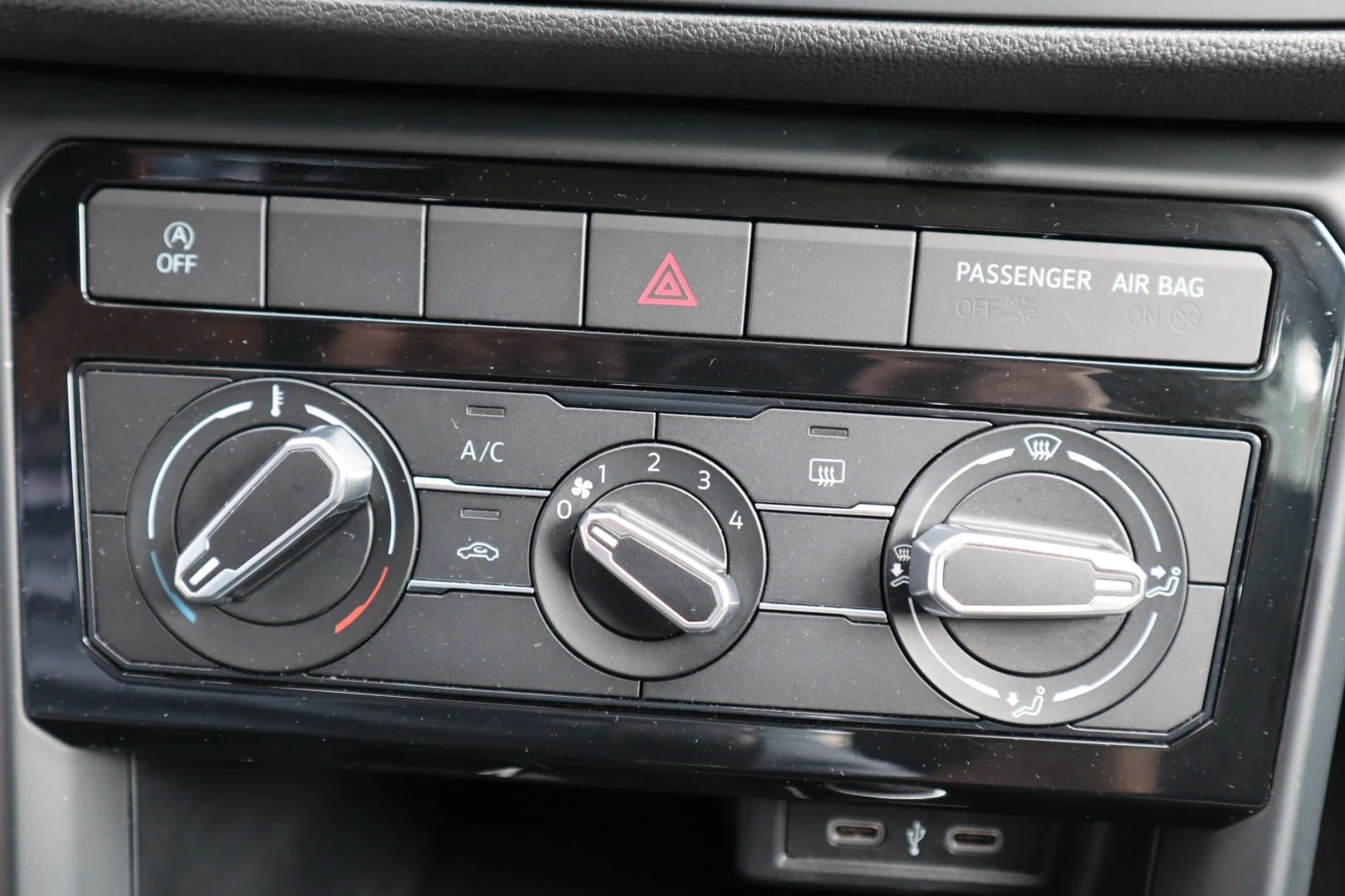 VW T-Cross 1.0 TSI Life