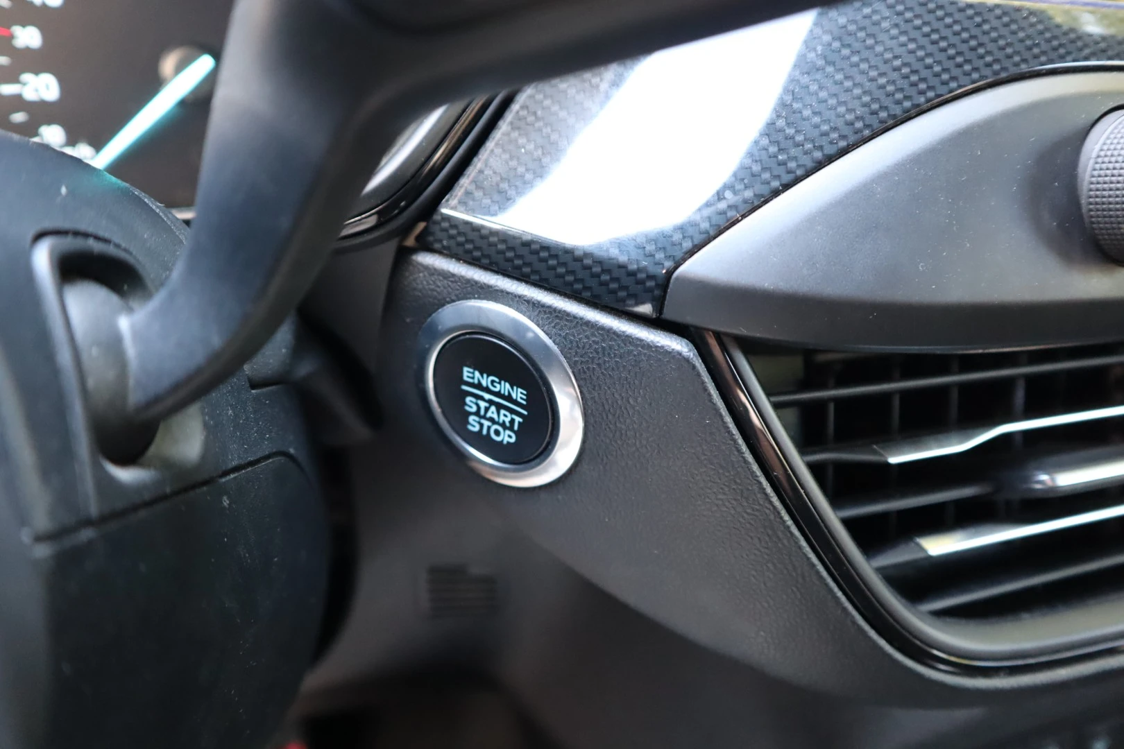 Ford Focus 1.0 EcoBoost MHEV ST-Line