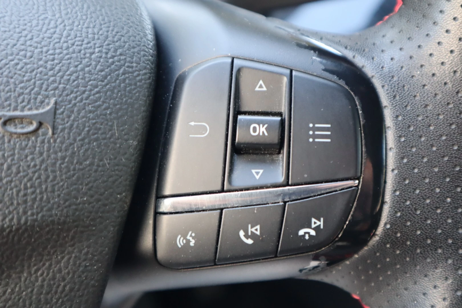 Ford Focus 1.0 EcoBoost MHEV ST-Line