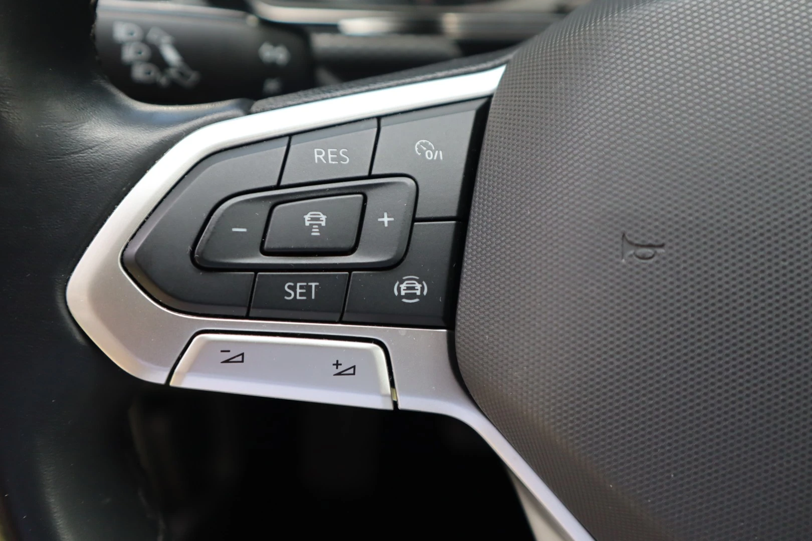 VW T-Cross 1.0 TSI Life