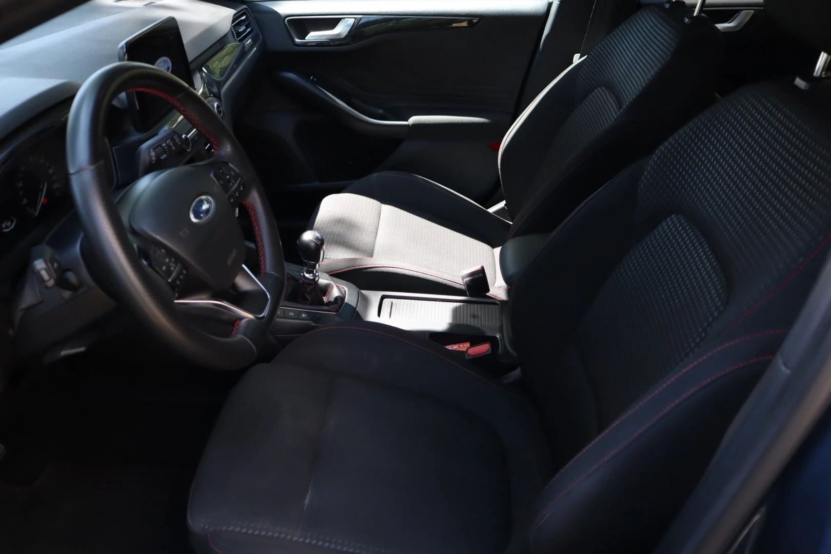 Ford Focus 1.0 EcoBoost MHEV ST-Line