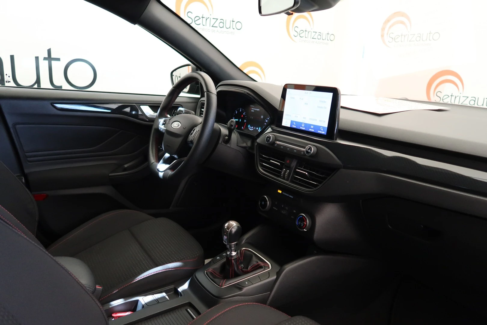 Ford Focus SW 1.5 TDCi EcoBlue ST-Line