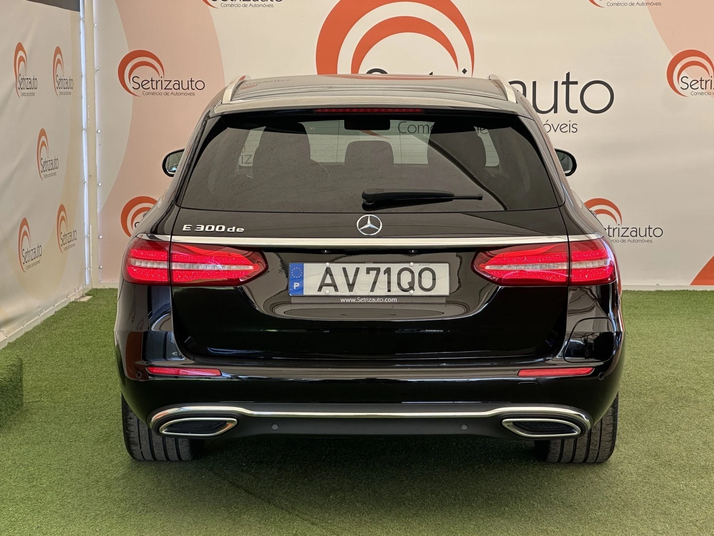 Mercedes-Benz E 300 De Avantgarde