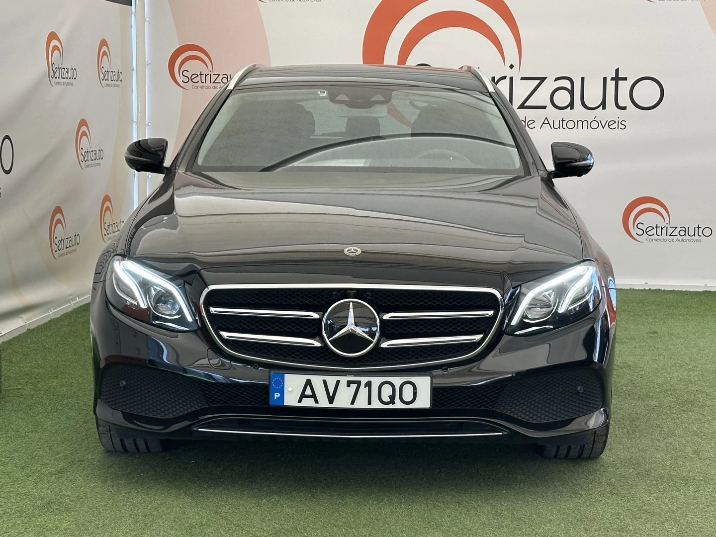 Mercedes-Benz E 300 De Avantgarde