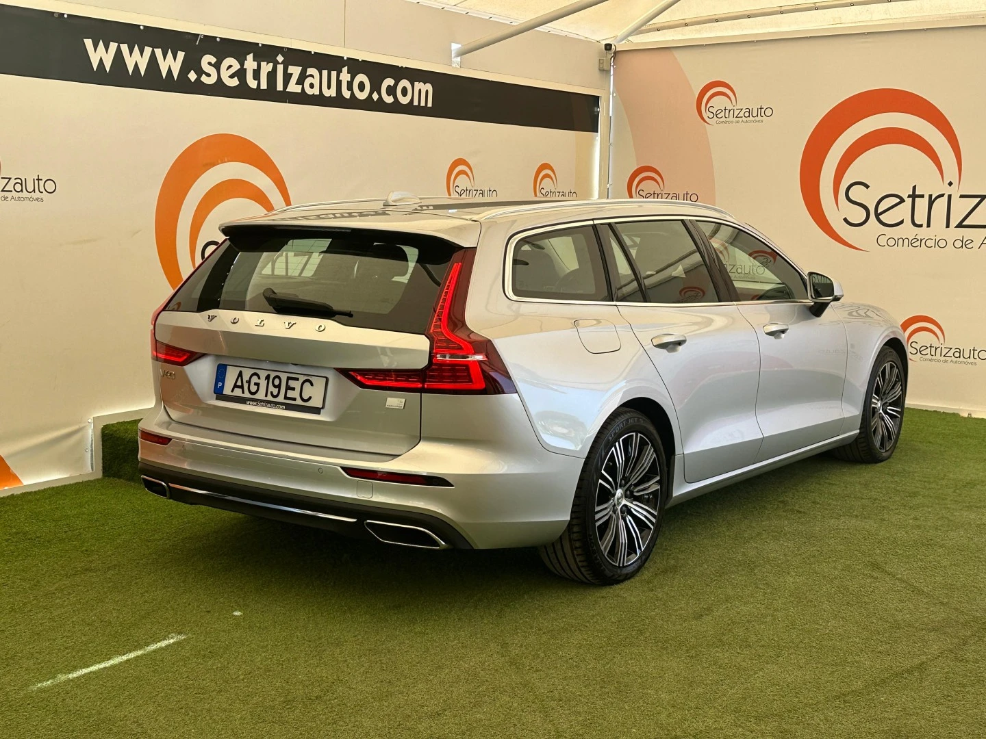 Volvo V60 2.0 T6 AWD TE Inscription Expression
