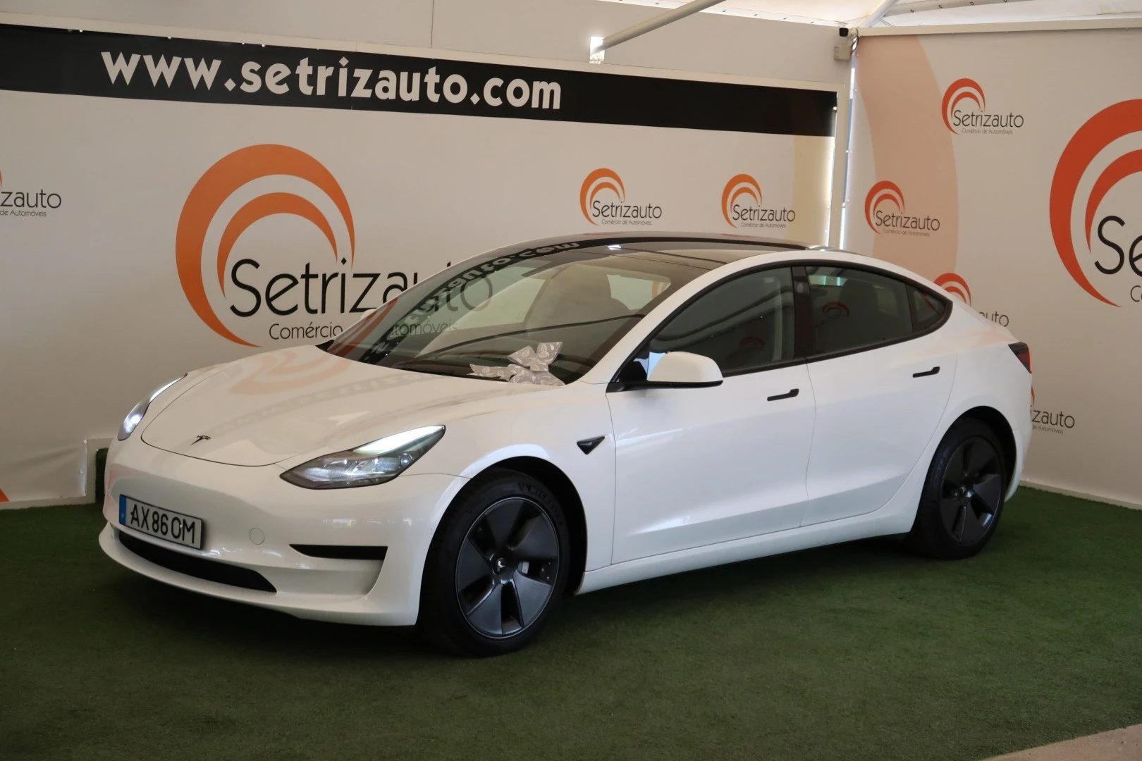 Tesla Model 3 Standard Range Plus RWD