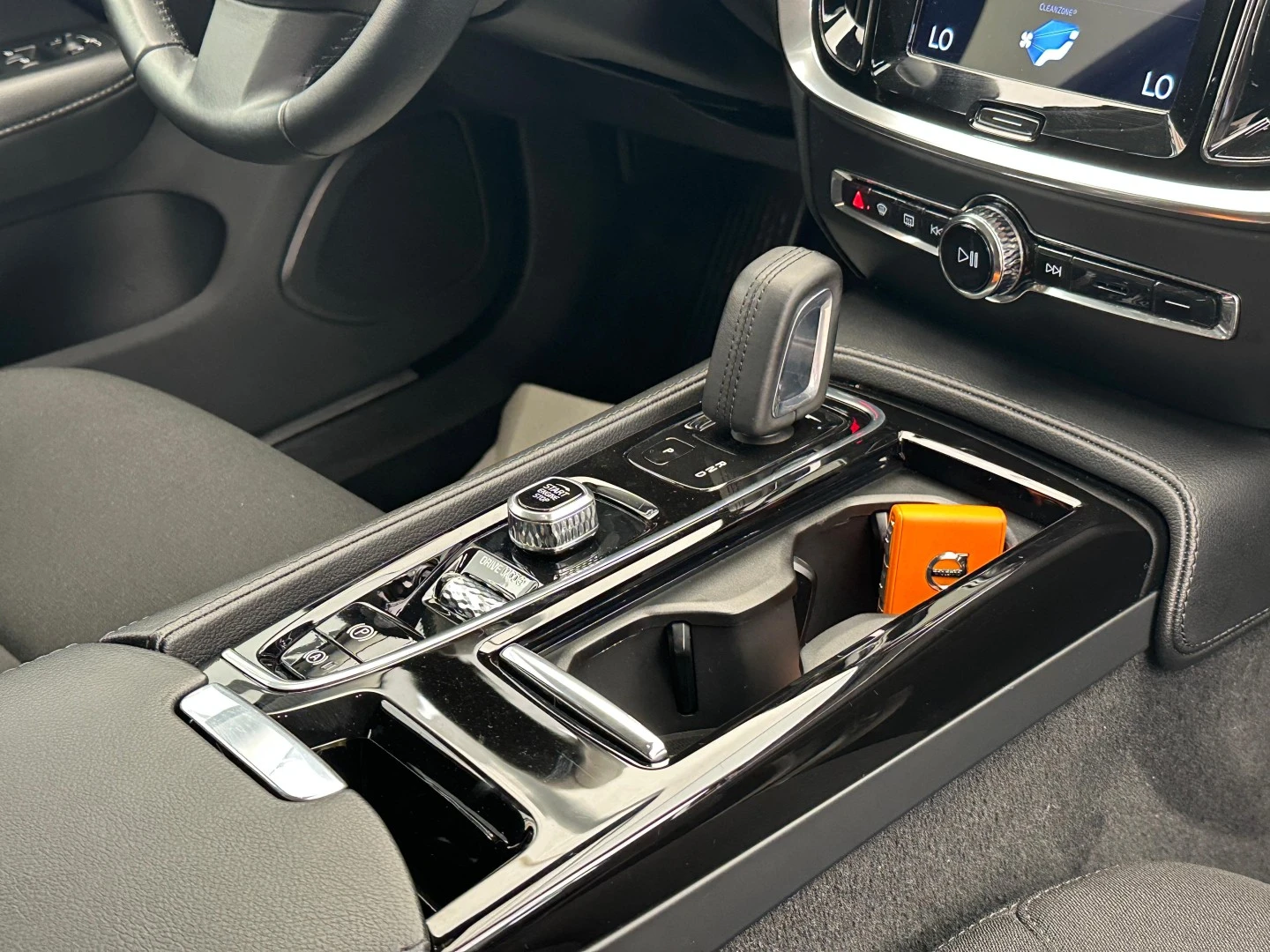 Volvo V60 2.0 T6 AWD TE Inscription Expression