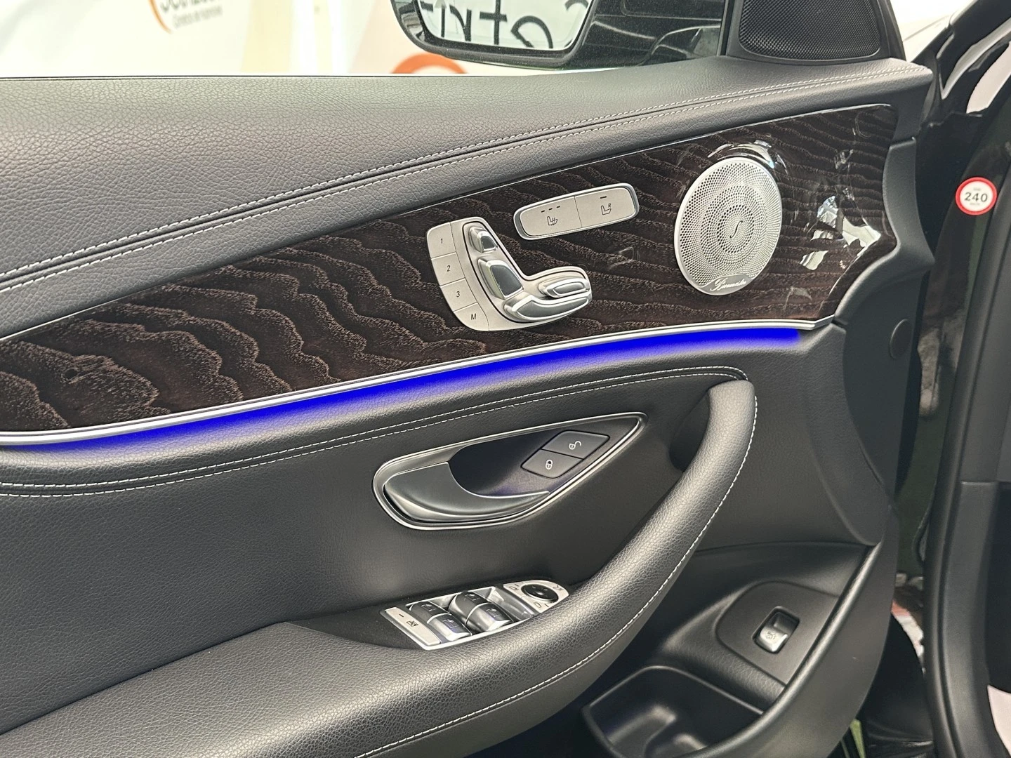 Mercedes-Benz E 300 De Avantgarde