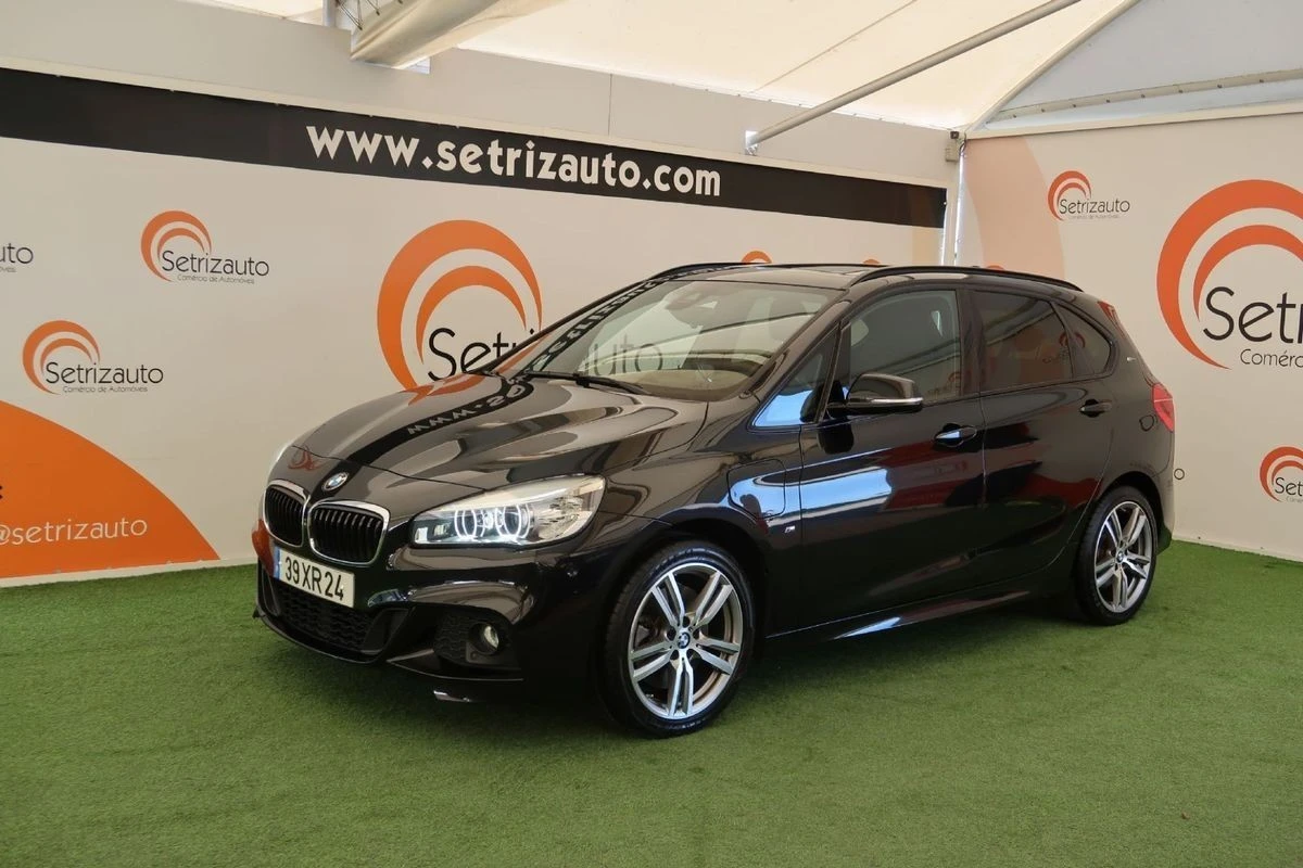 BMW 225xe Active Tourer Pack M