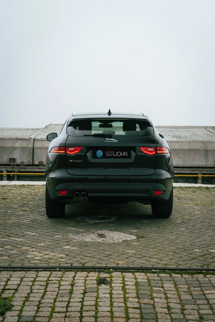Jaguar F-Pace 2.0 i4D Portfolio Aut.