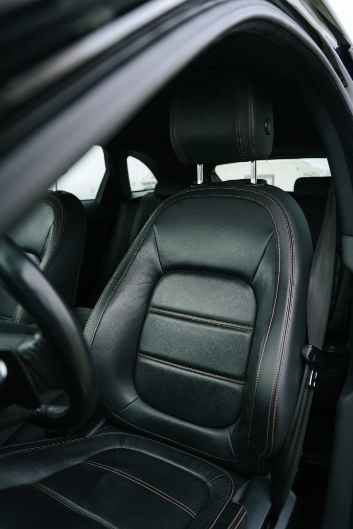 Jaguar F-Pace 2.0 i4D Portfolio Aut.
