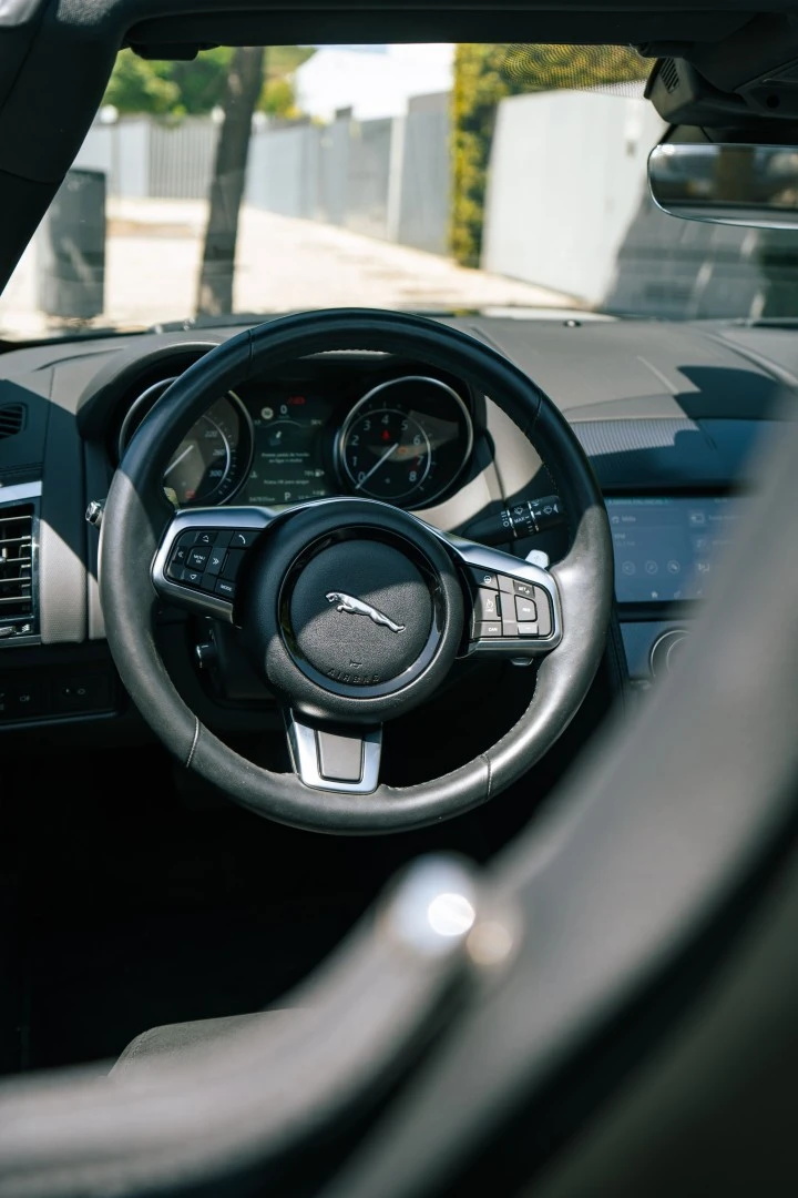Jaguar F-Type 2.0 i4 R-Dynamic