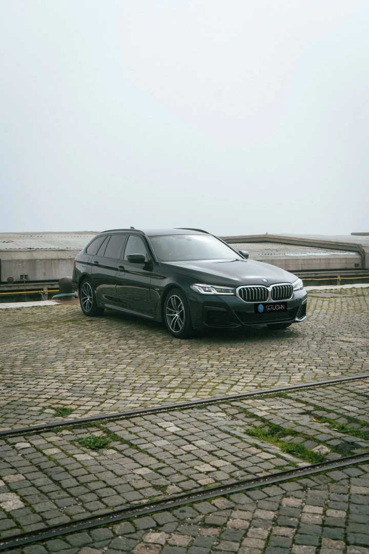 BMW 530 e Pack Desportivo M