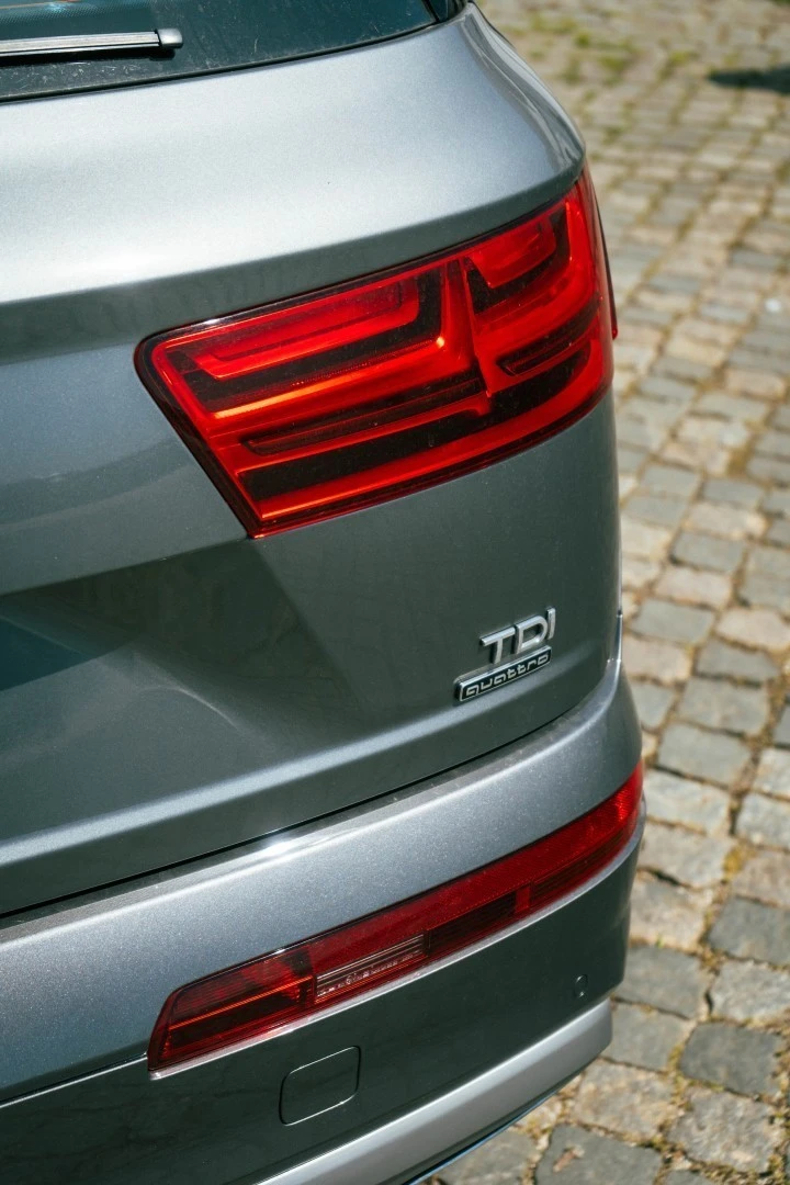 Audi Q7 3.0 TDi quattro Tiptronic 7L